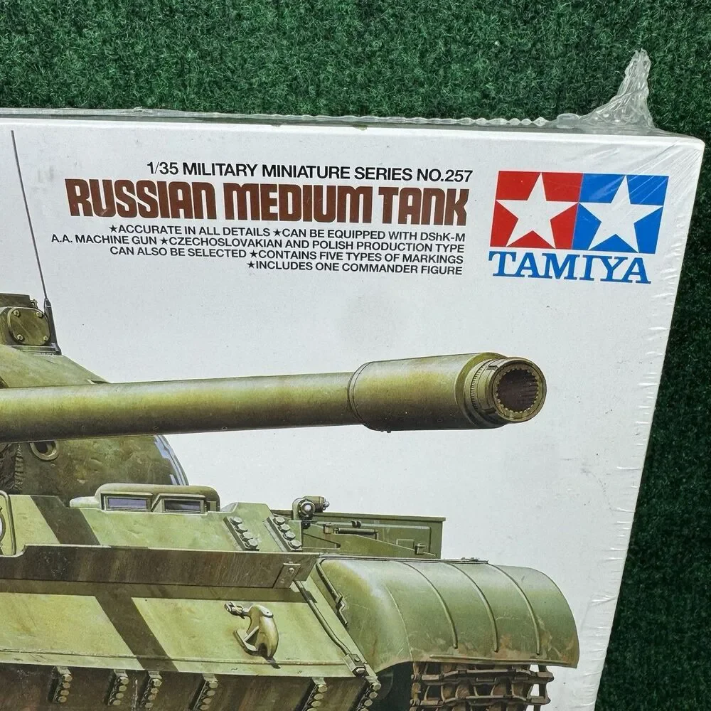 Tamiya  1/35  35257  Russian Medium Tank T-55A plastic model kit Sealed New